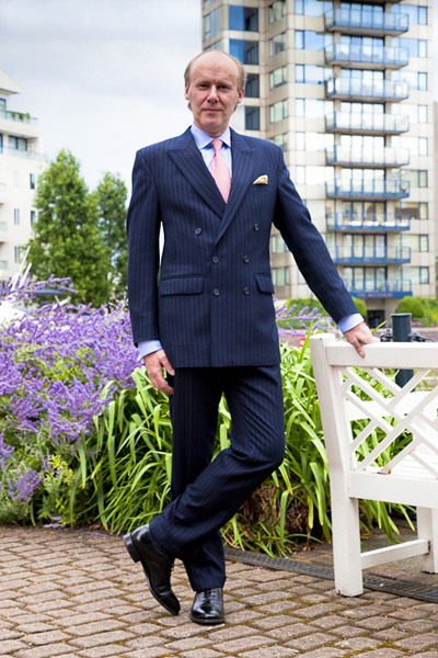 Traditional Double-Breasted Suit Tailoring